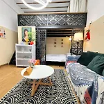 Shanghai Hills & Zinn Happy Family Bnb Near Line1&14 South Huangpi Rd Mid Huaihai Rd