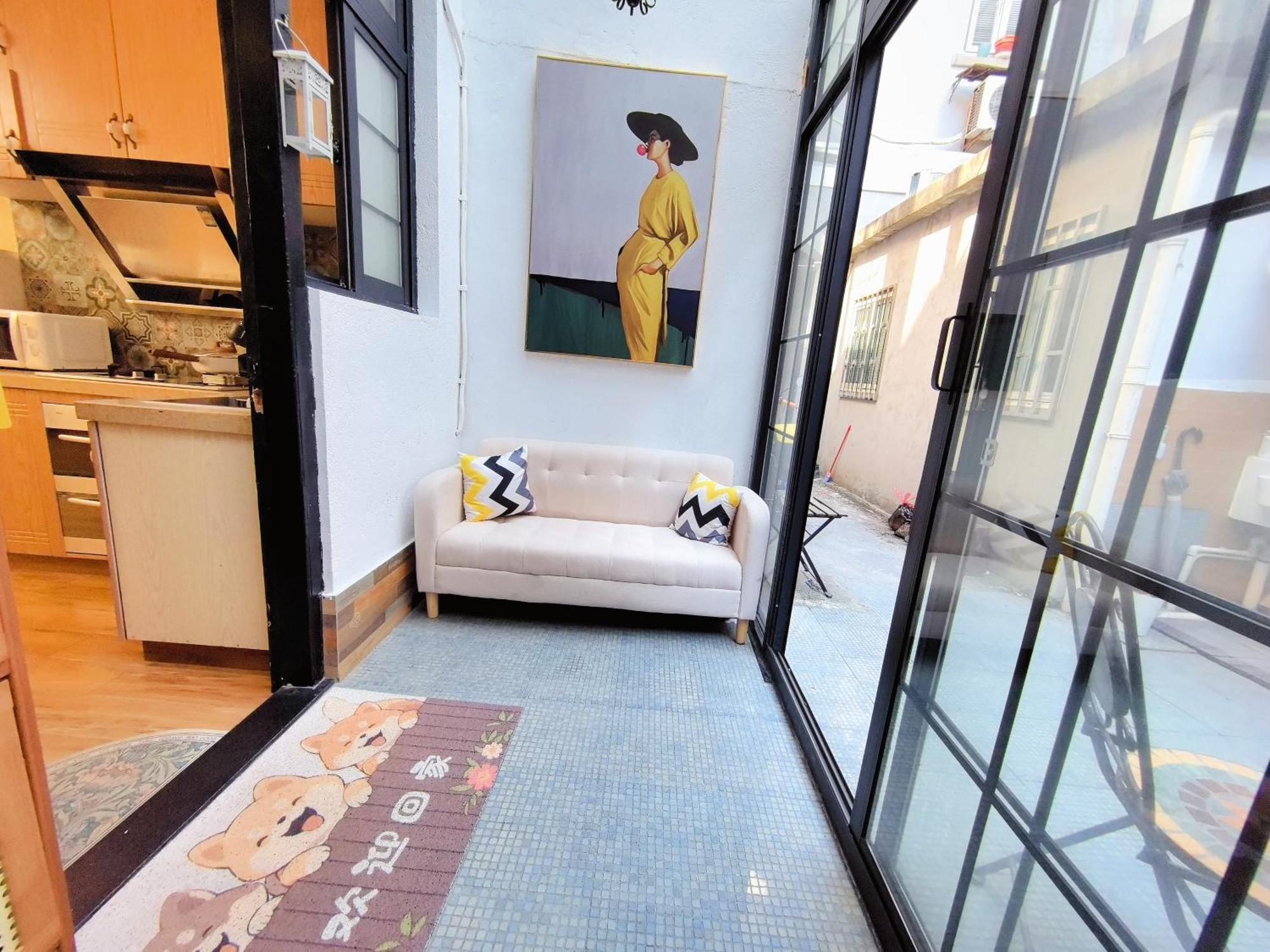 Hills & Zinn Happy Family Near Line1&14 South Huangpi Rd Mid Huaihai Rd Appartamento *
